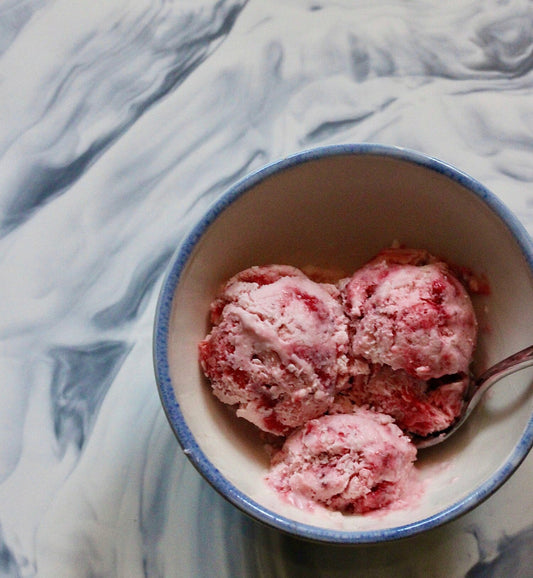 SIMPLE, NO-CHURN STRAWBERRY FROZEN YOGURT