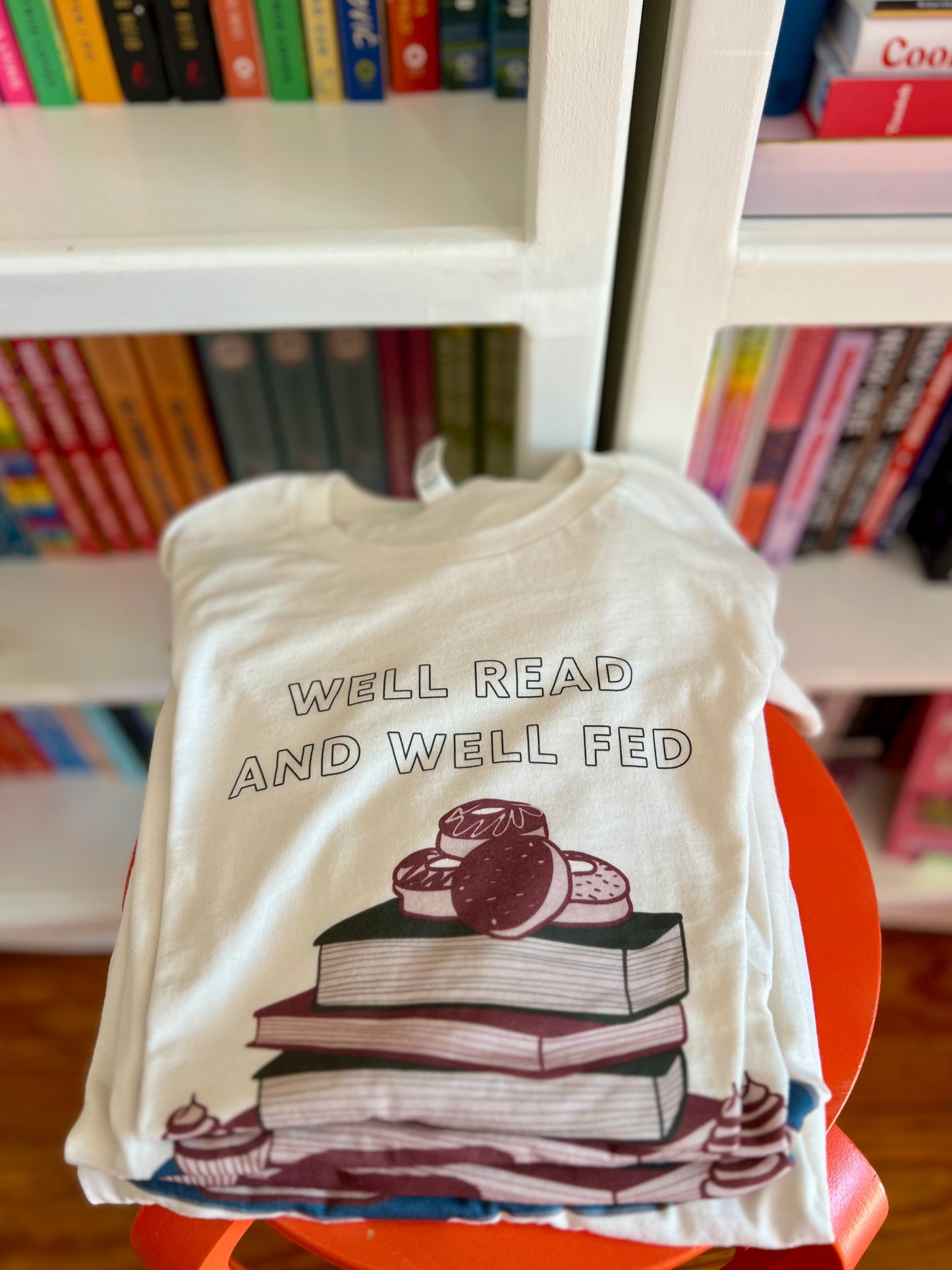 Well Read and Well Fed T-shirt Unisex