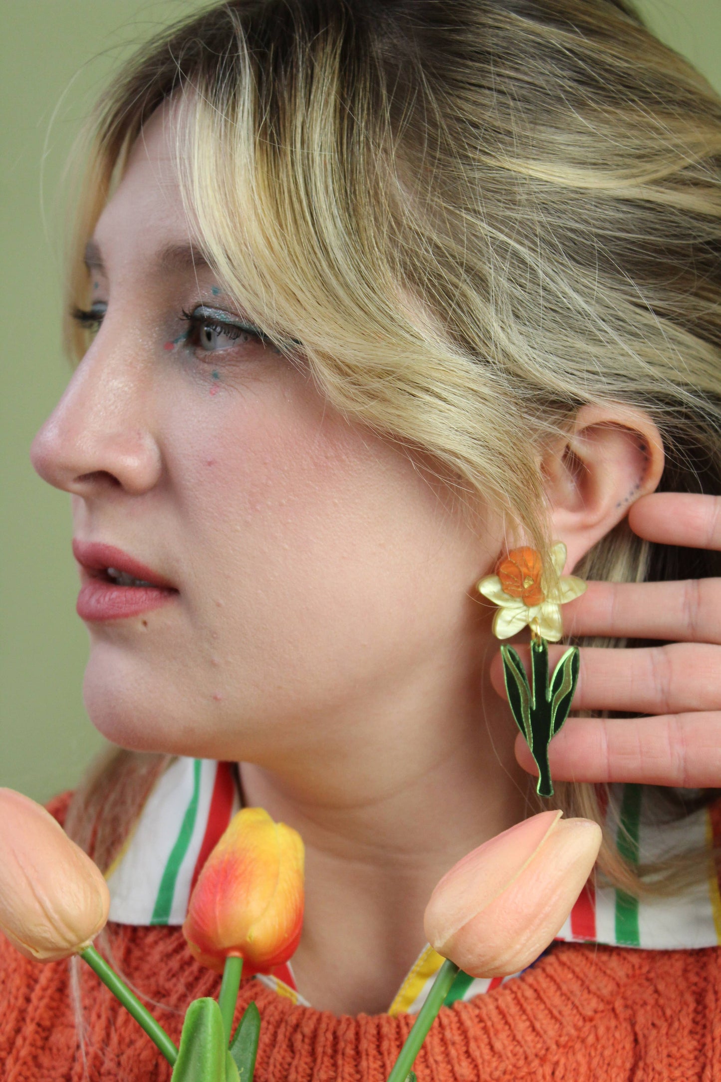 Daffodils Earrings - Not Picasso