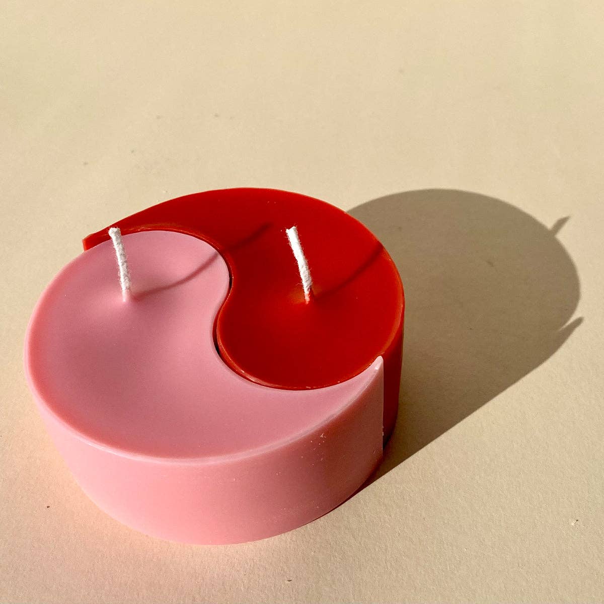 Scandles - Yin Yang Candle - Red/Pink H: 2” W: 4”