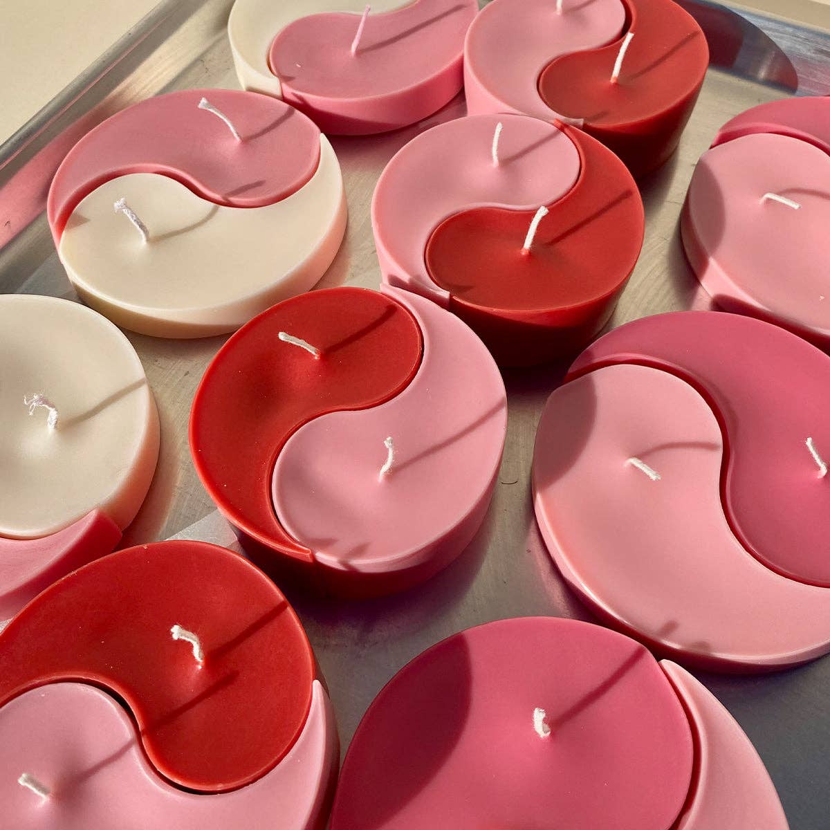 Scandles - Yin Yang Candle - Red/Pink H: 2” W: 4”