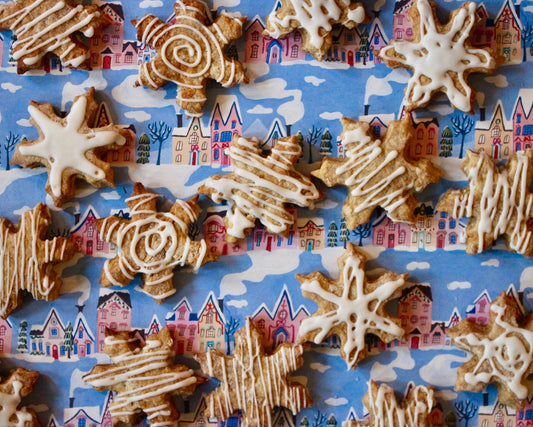 GINGERBREAD SCONES WITH EGGNOG GLAZE