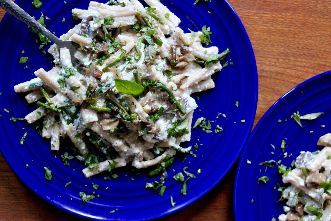 SPRING PASTA WITH RICOTTA, ASPARAGUS, MUSHROOMS AND TARRAGON