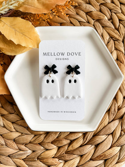 Ghost with Black Bow- Mellow Dove Designs