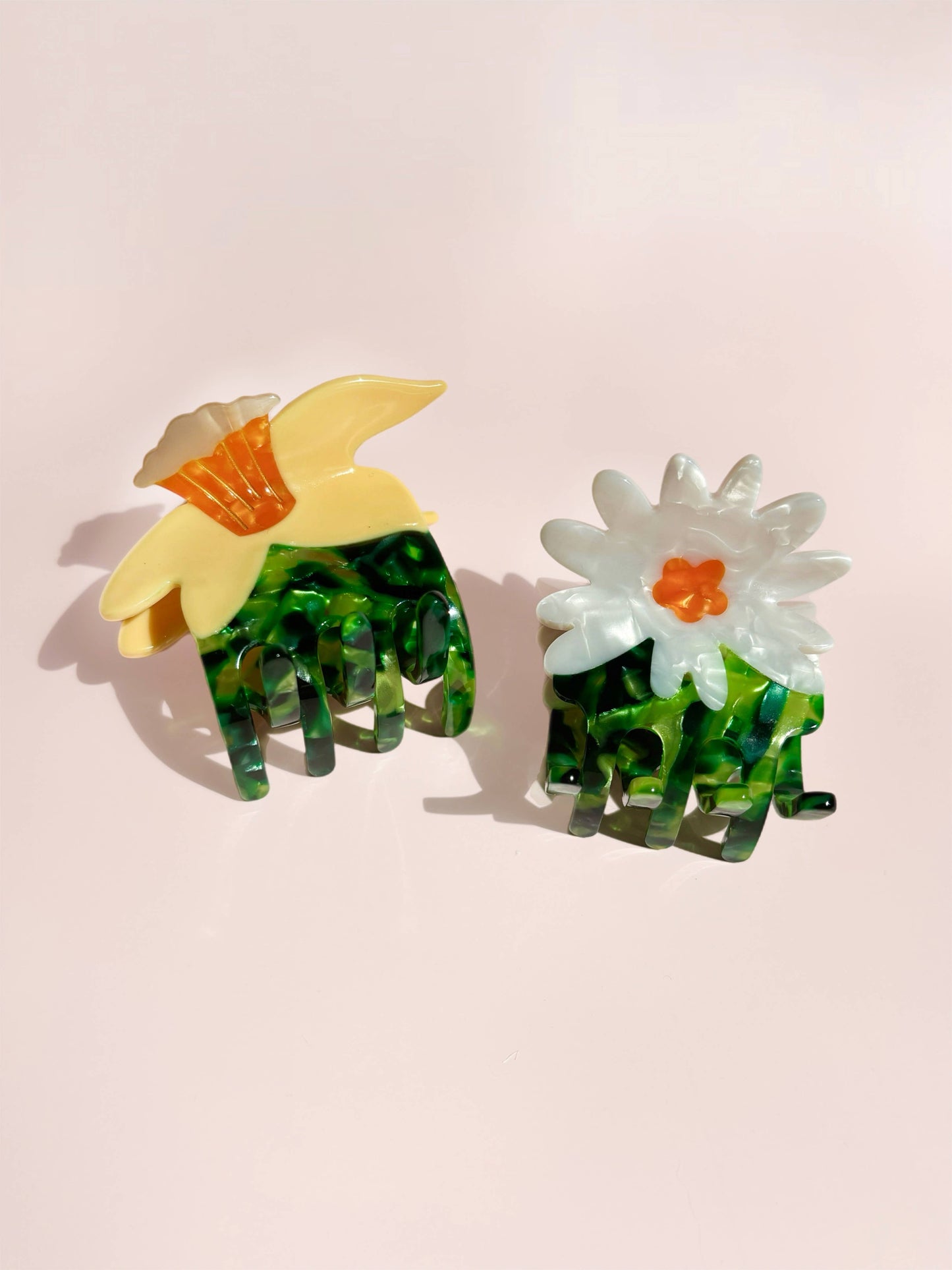 Daisy Claw Clip