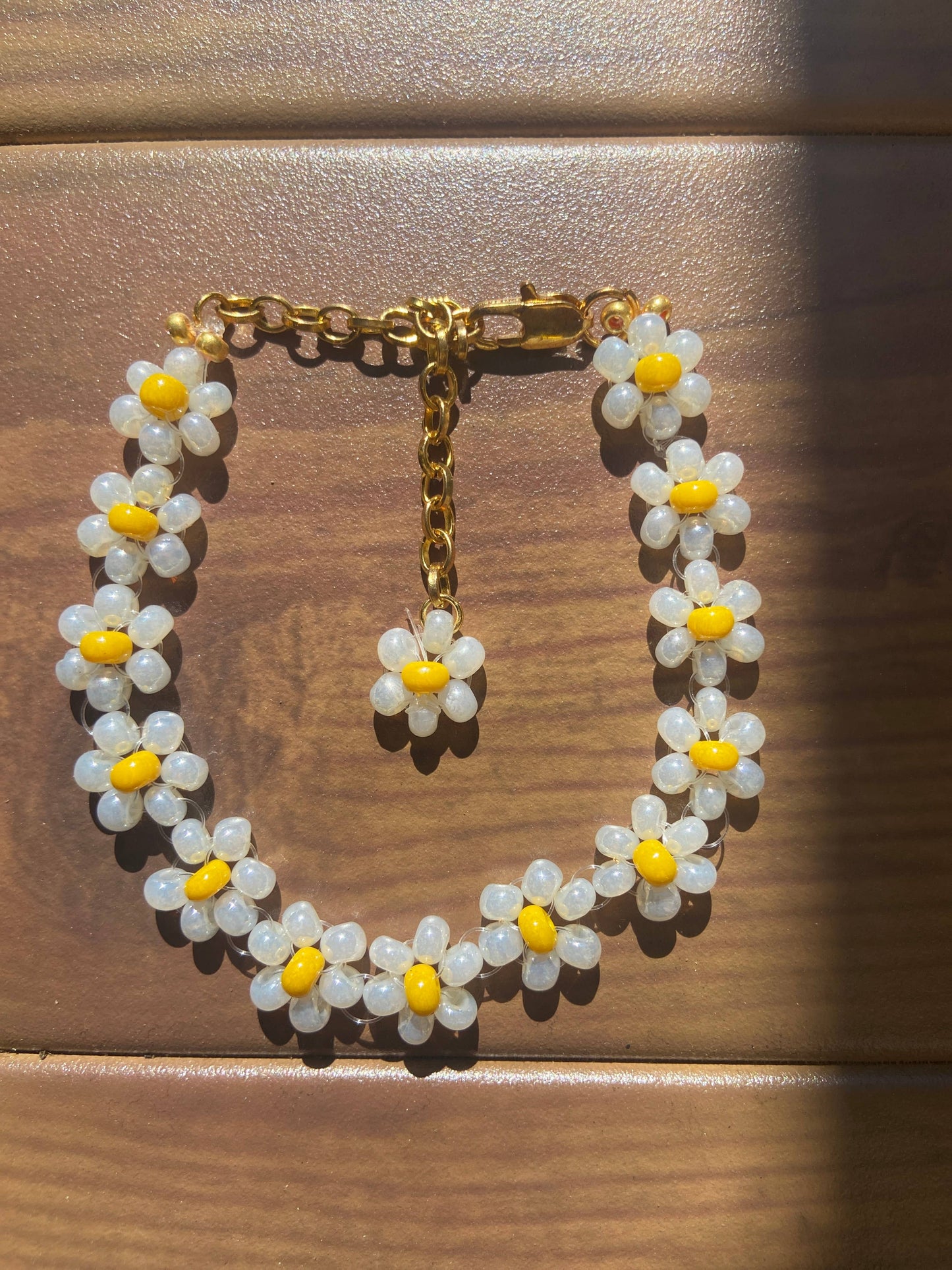 Daisy Chain Flower Bracelet 