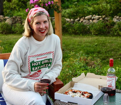 Hot Girls Eat Pizza Unisex Crewneck 🍕