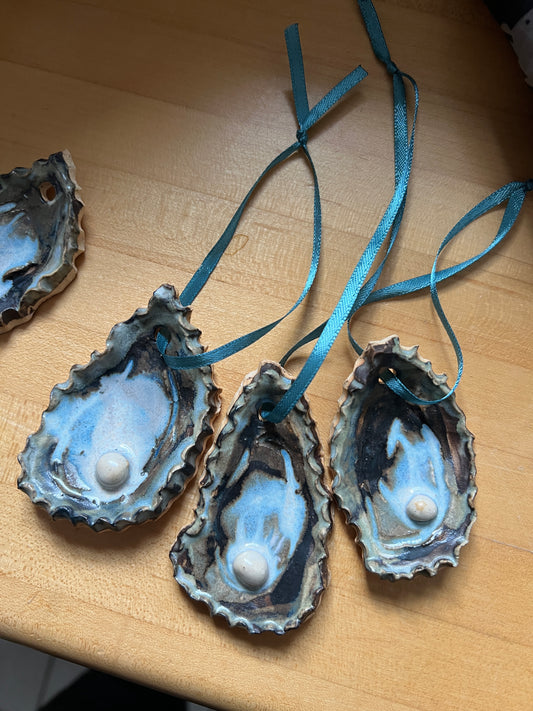 Oyster Ornament - East Transit Pottery
