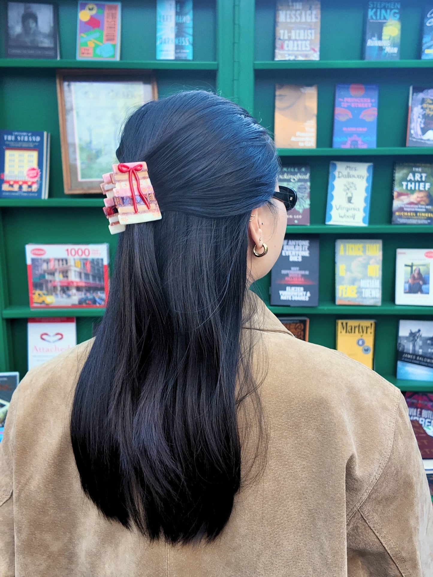 Hand-painted Bow Bookstack Claw Hair Clip