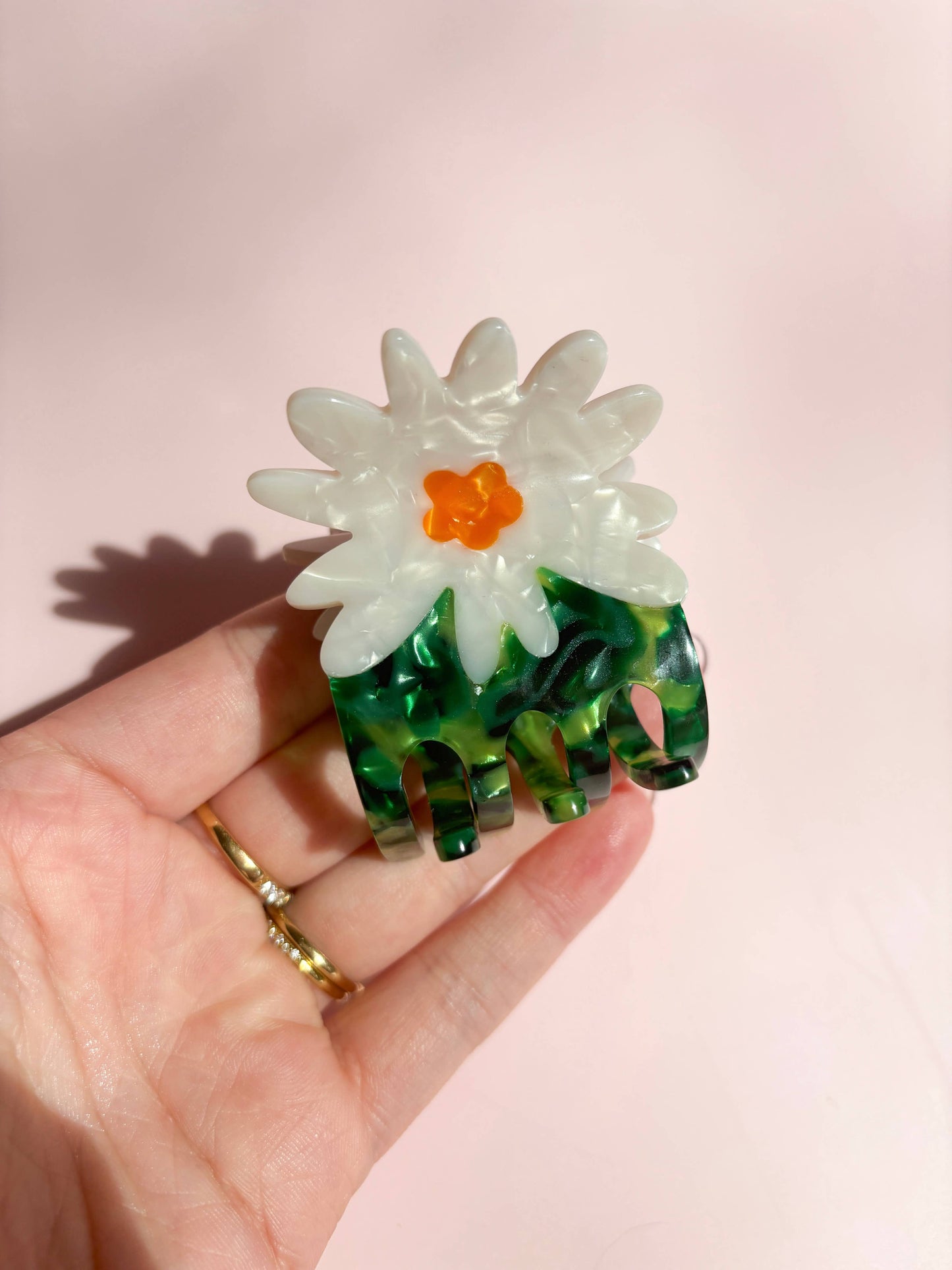 Daisy Claw Clip
