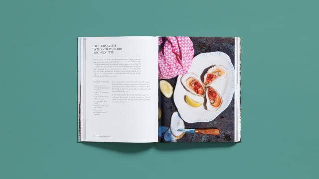 A Kitchen on Goose Cove: Recipes from the Heart of Maine - Devin Finigan