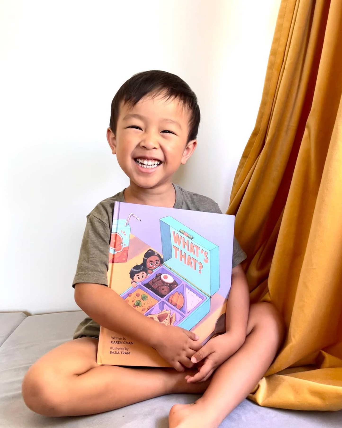 What's That?: A Kids Book About Love and Lunchboxes