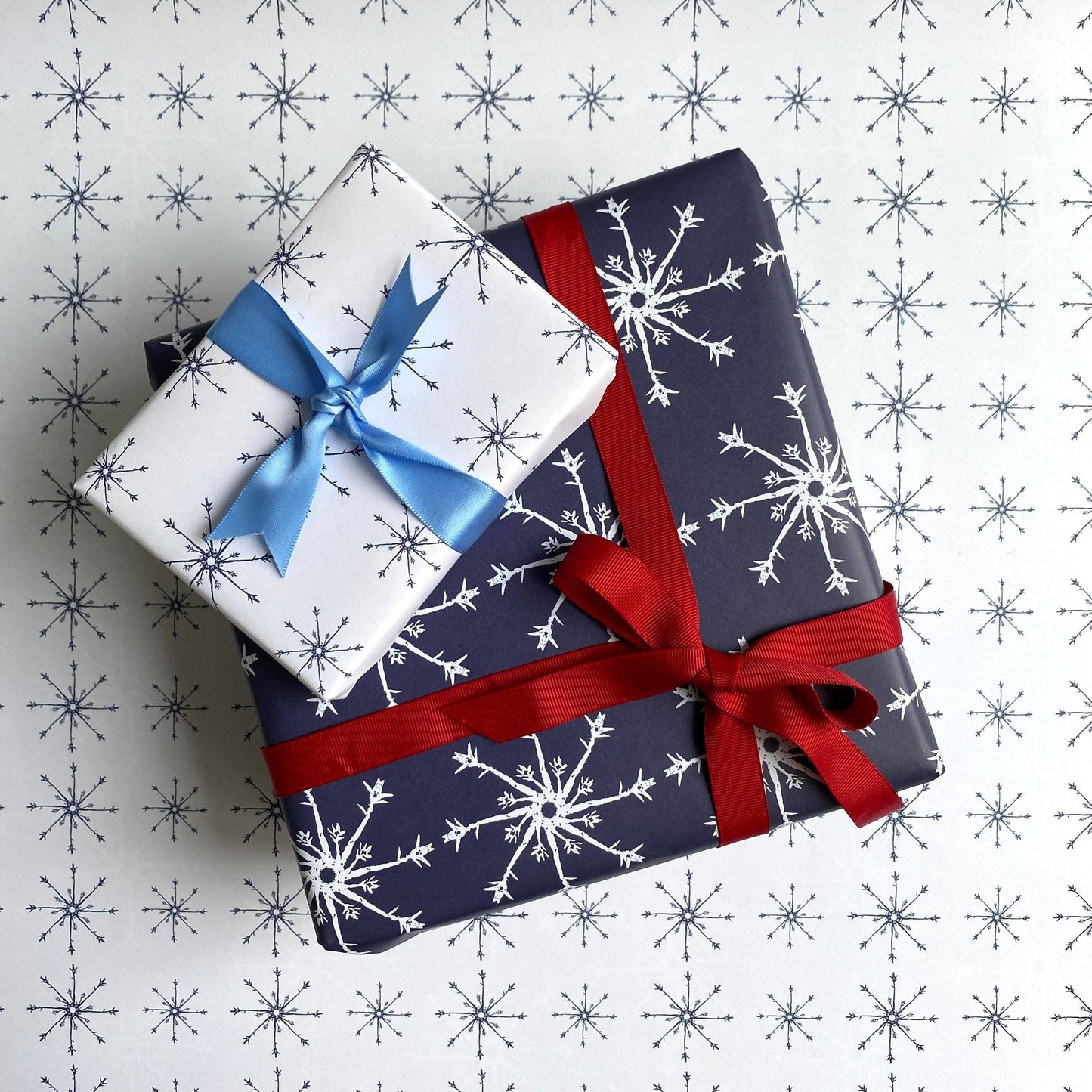 White Snowflake Wrapping Paper: Rolls of 3 Sheet