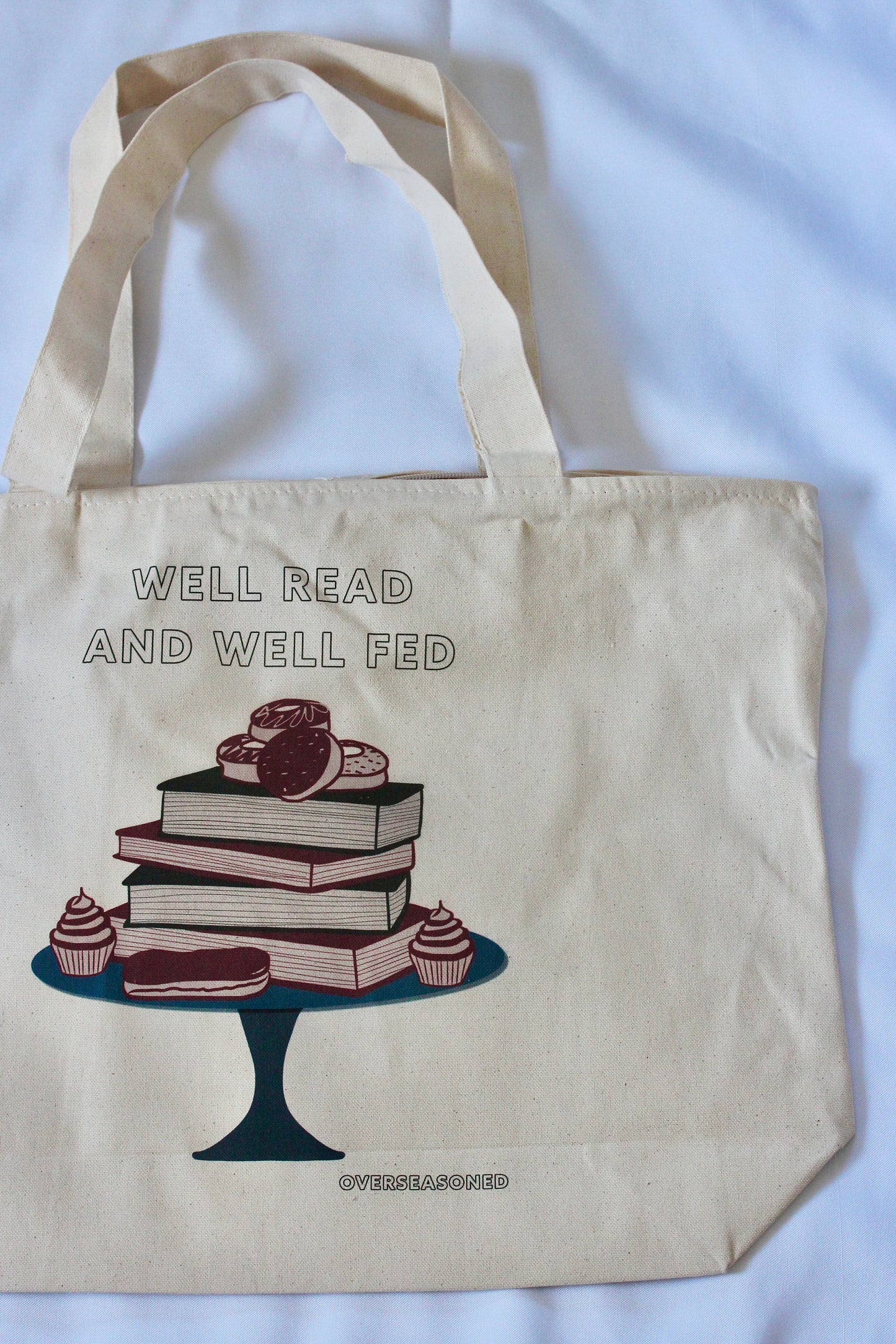 Well Read and Well Fed Zipper Tote Bag