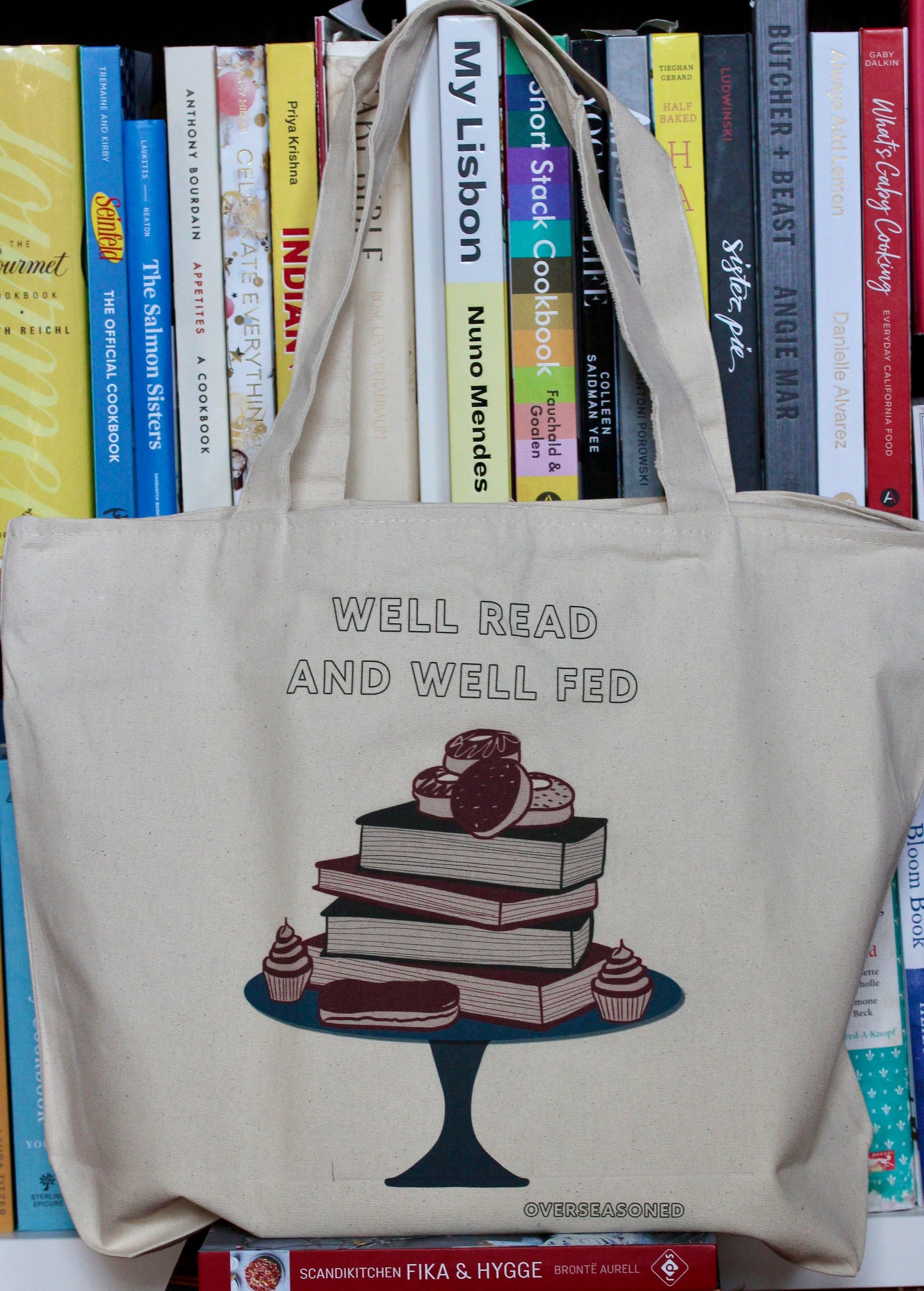 Well Read and Well Fed Zipper Tote Bag