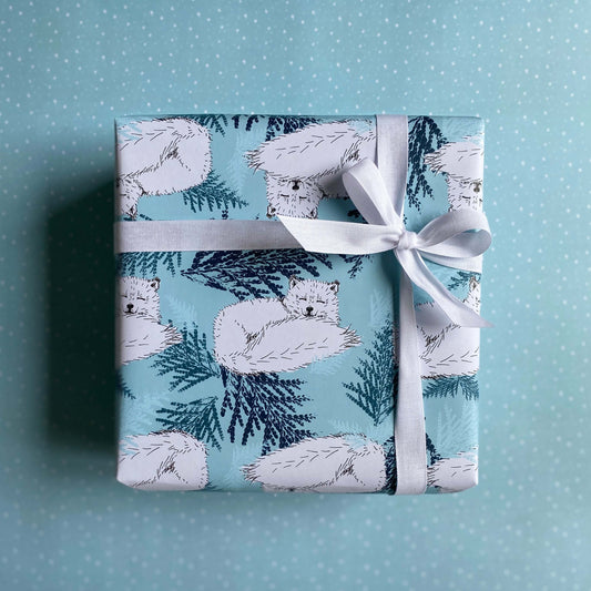 Arctic Fox Wrapping Paper: Rolls of 3 Sheets